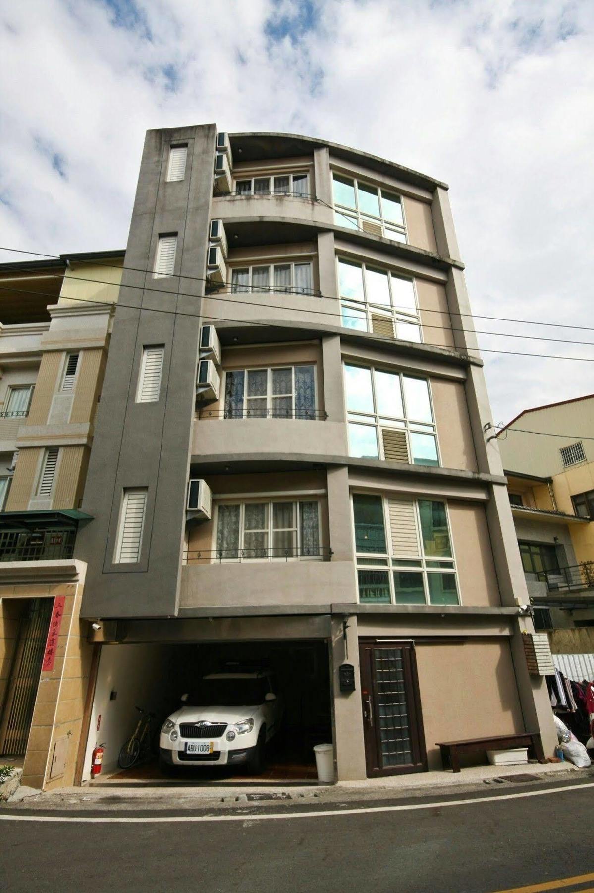 Q House Hotel Nantou Kültér fotó